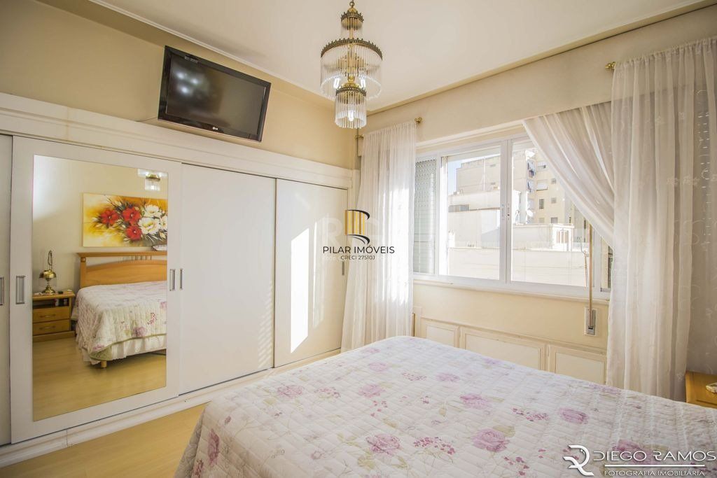 Apartamento para Venda - 207.97m², 4 dormitórios, sendo 1 suites, 1 vaga - Moinhos de Vento