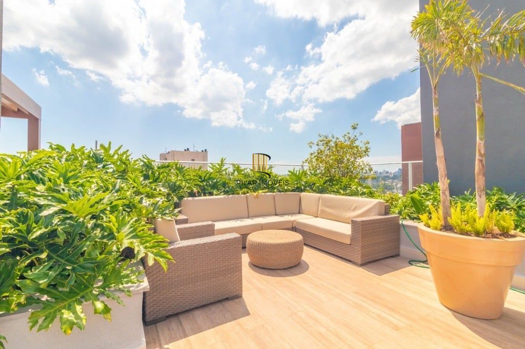 Apartamento no Partenon de 1 dormitório e vaga DESOCUPADO