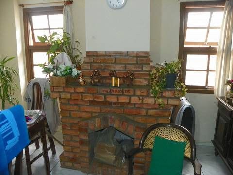 Casa 5 dormitórios no bairro Menino Deus