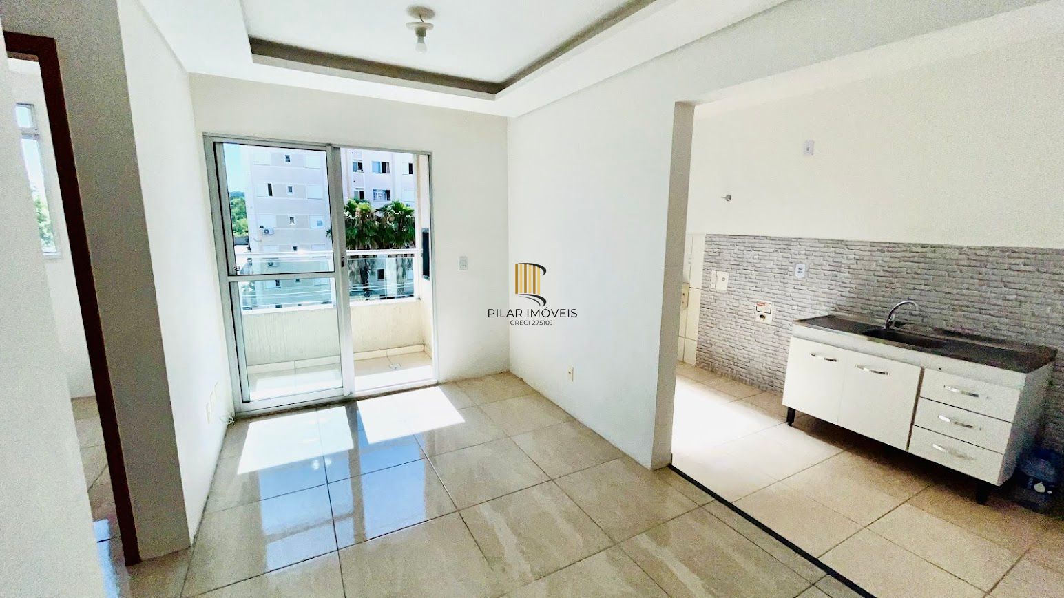 Apartamento no Porto Cruzeiro de 2 dormitórios vaga e infra DESOCUPADO