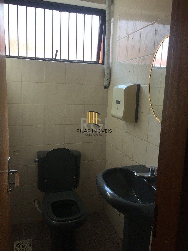 Loja para Venda - 60.85m², 0 dormitórios, Menino Deus