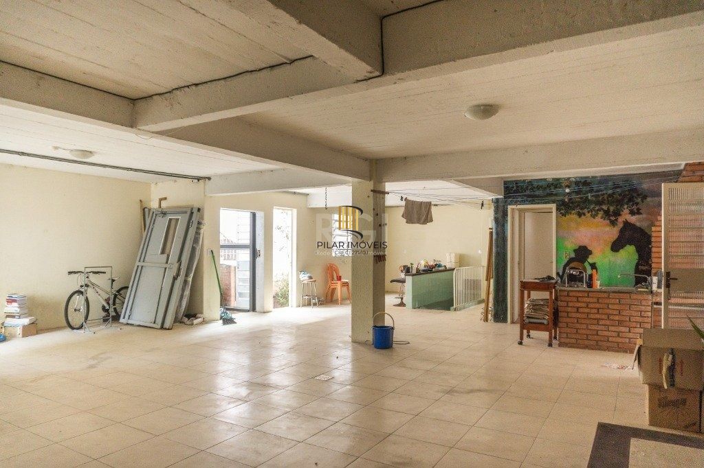Casa para Venda de 5 dormitórios 3 vagas - bairro Chácara das Pedras