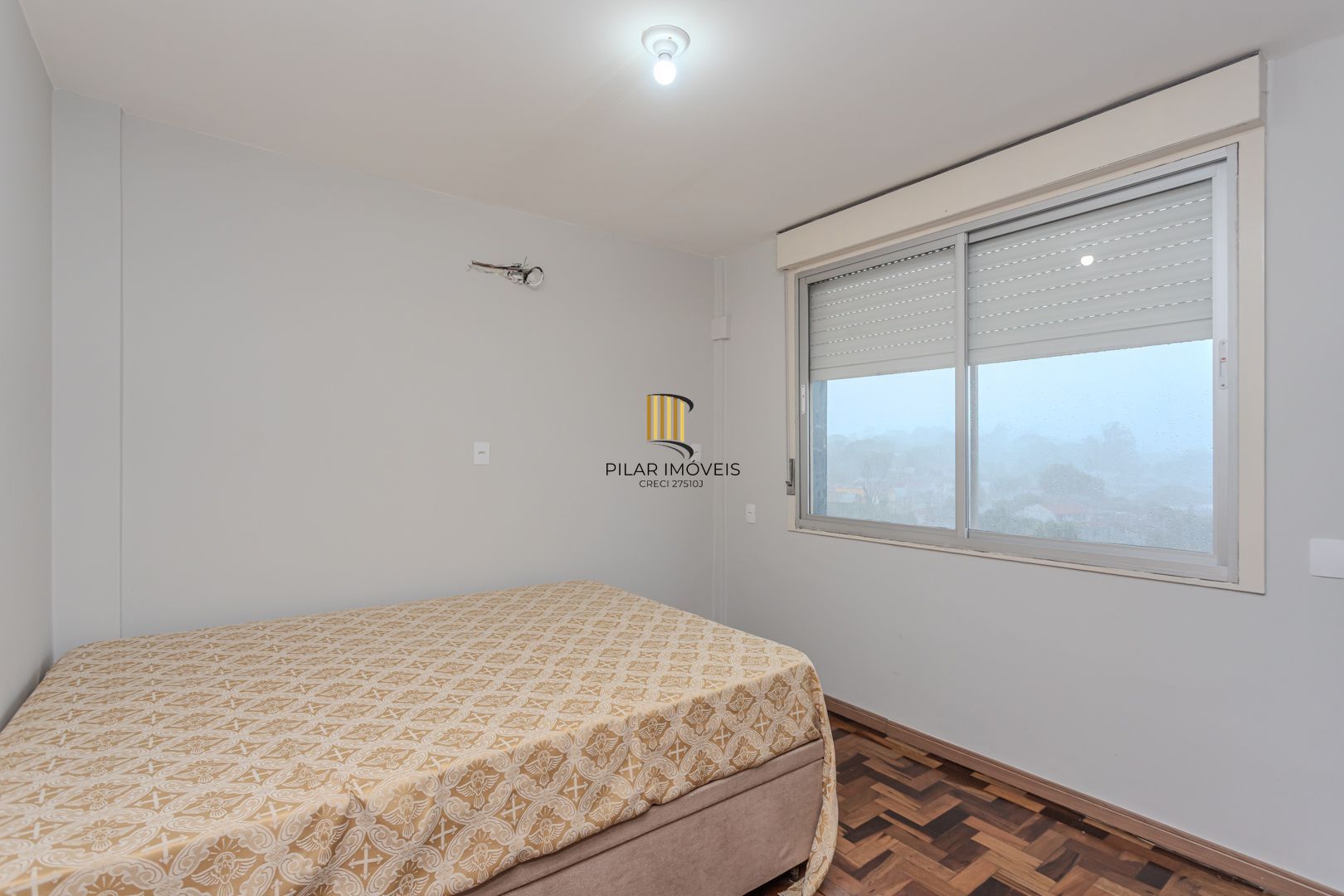 OCASIÃO 3 dormitórios, suíte e vaga, 106m² privativos, por R$ 400 mil