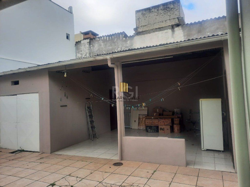 Casa para Venda - 75.43m², 2 dormitórios, 5 vagas - Sarandi