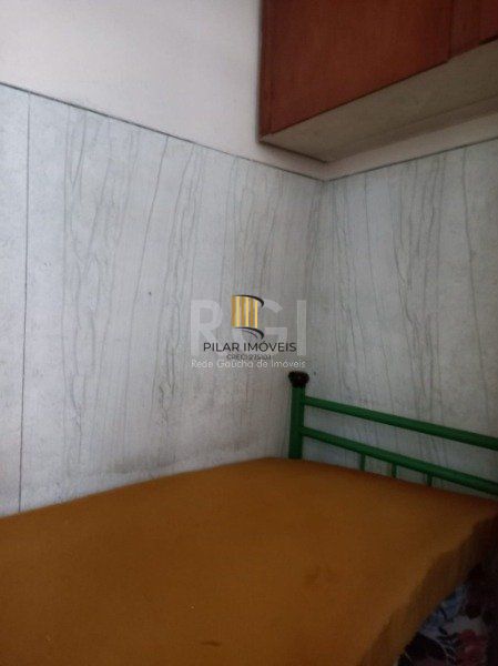 Apartamento no Bom Fim de 3 dormitórios frente com 103m²