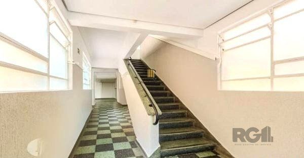 Apartamento no bairro Auxiliadora de 3 dormitórios