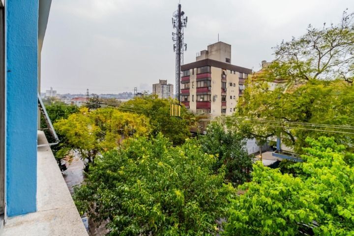 Apto de 2 dormitórios com garagem, arejado e ensolarado, próximo ao Bourbon Ipiranga