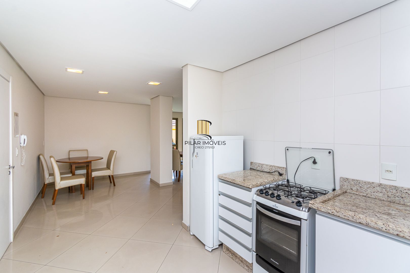 Apartamento 2D Mobiliado