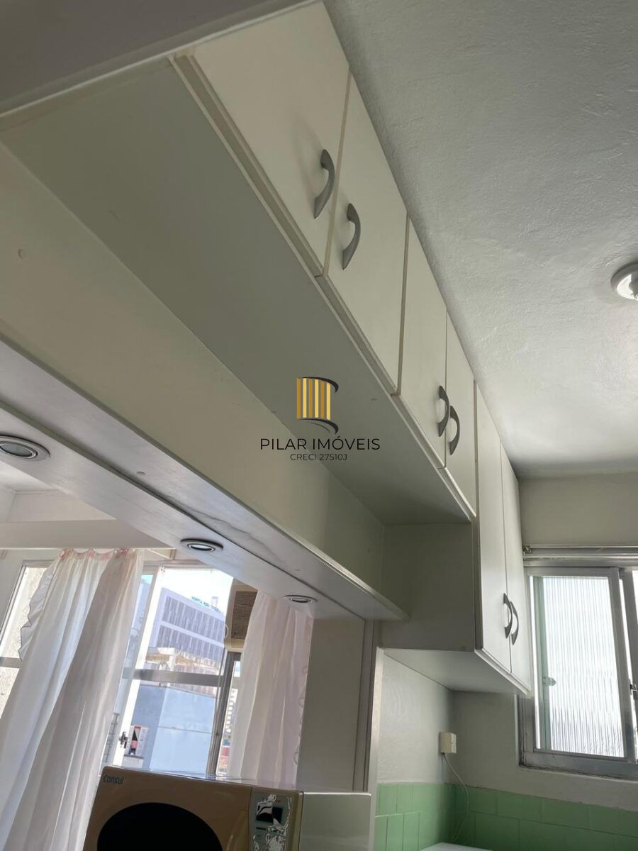 Apartamento JK no Centro semi mobiliado DESOCUPADO