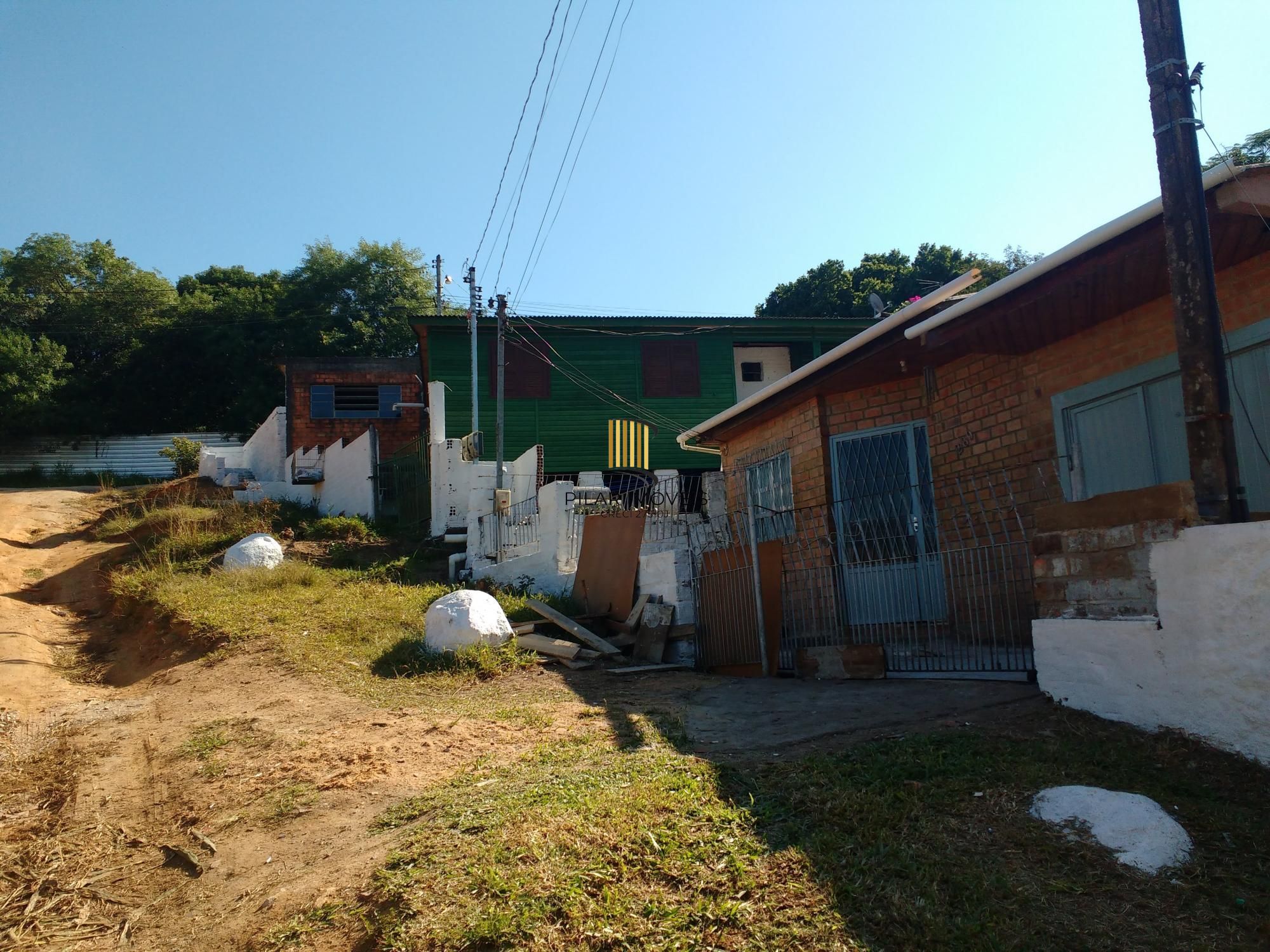 Casa 2 dormitórios no bairro Krahe