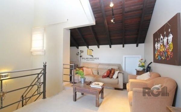 Casa de Condomínio 3 dormitórios no bairro Vila Jardim