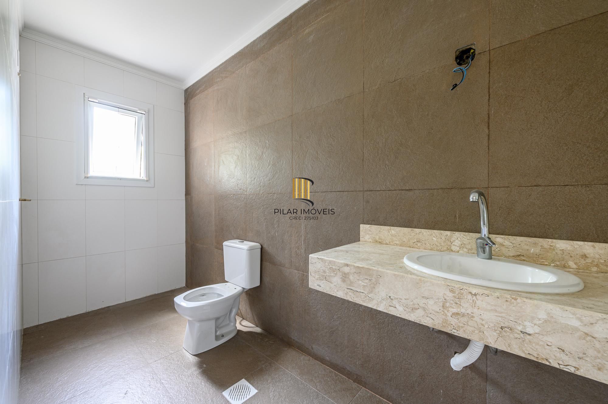 Casa de Condomínio 3 dormitórios no bairro Tristeza