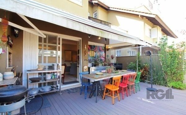 Casa de Condomínio 3 dormitórios no bairro Vila Jardim
