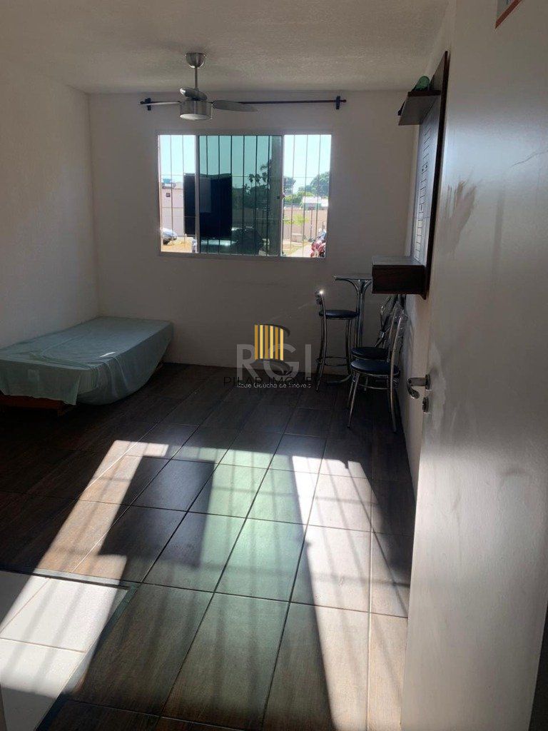 Apartamento 01 dormitório, no bairro Rubem Berta, em Porto Alegre RS