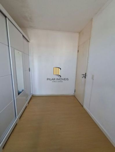 Apartamento no Sarandi de 2 dormitórios e vaga semi mobiliado DESOCUPADO