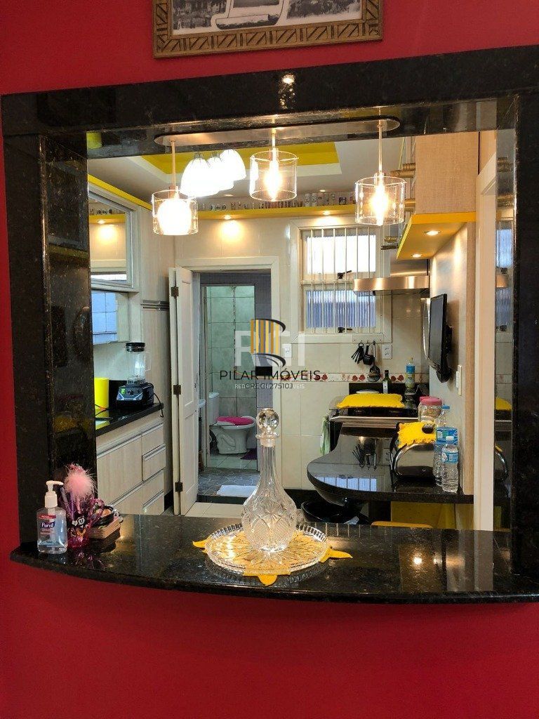 Apartamento para Venda - 80m², 2 dormitórios, 1 vaga - Menino Deus