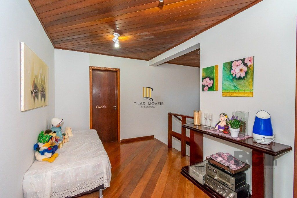 Casa 4 Dormitório(s) Bairro Jardim Planalto
