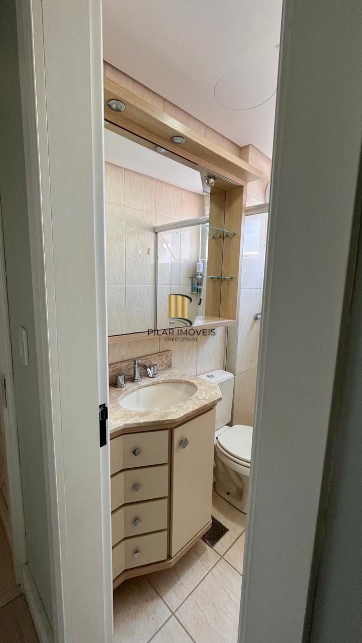 Apartamento de 2 dormitórios e vaga no bairro Santana