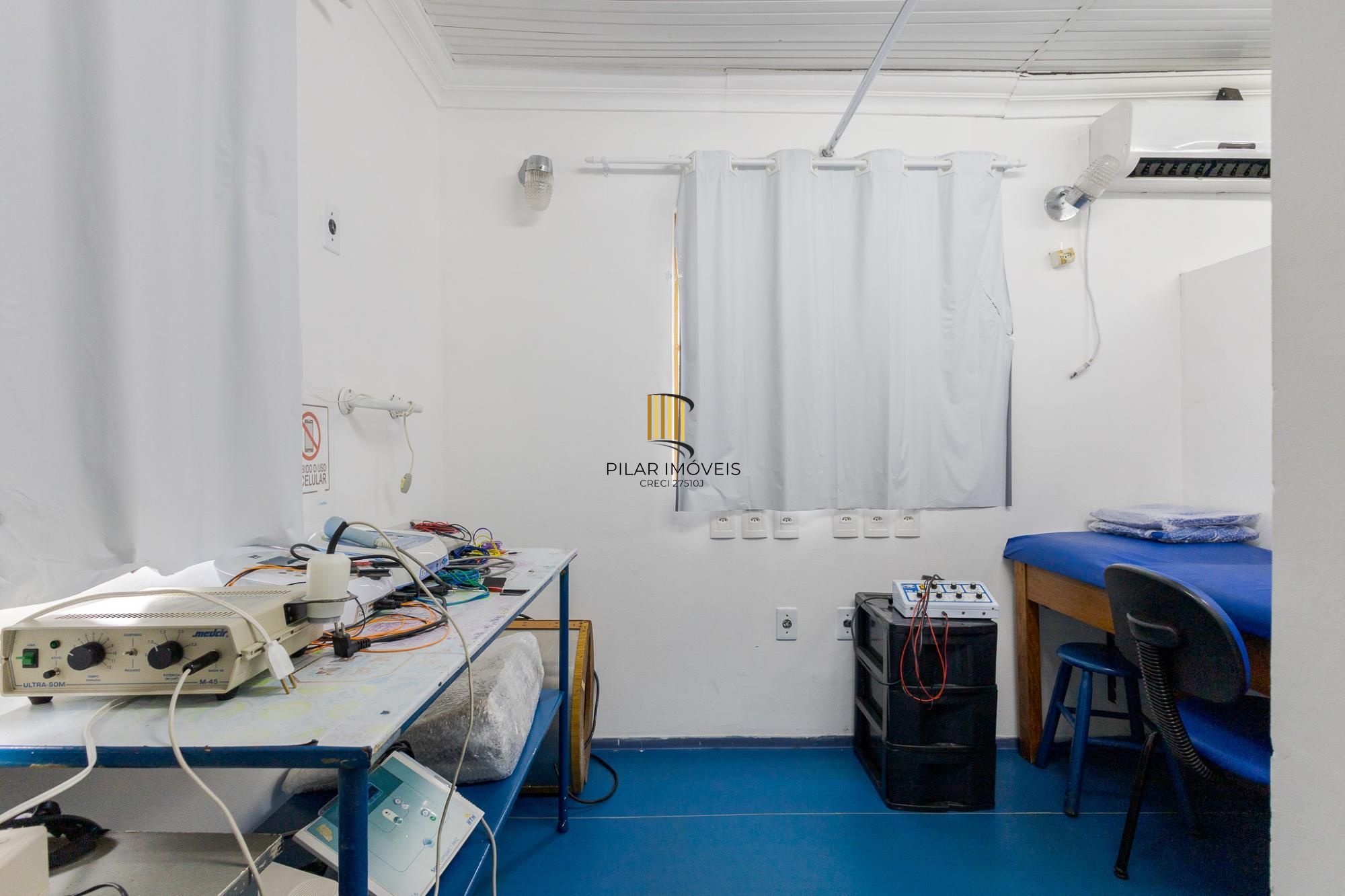 Prédio Comercial no bairro Rio Branco com 912m²