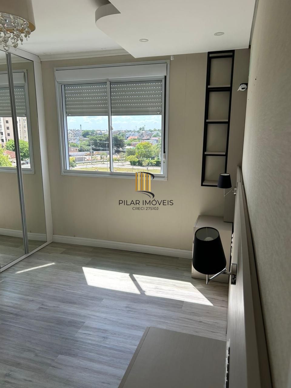 Apartamento no Sarandi de 3 dormitórios e 2 vagas