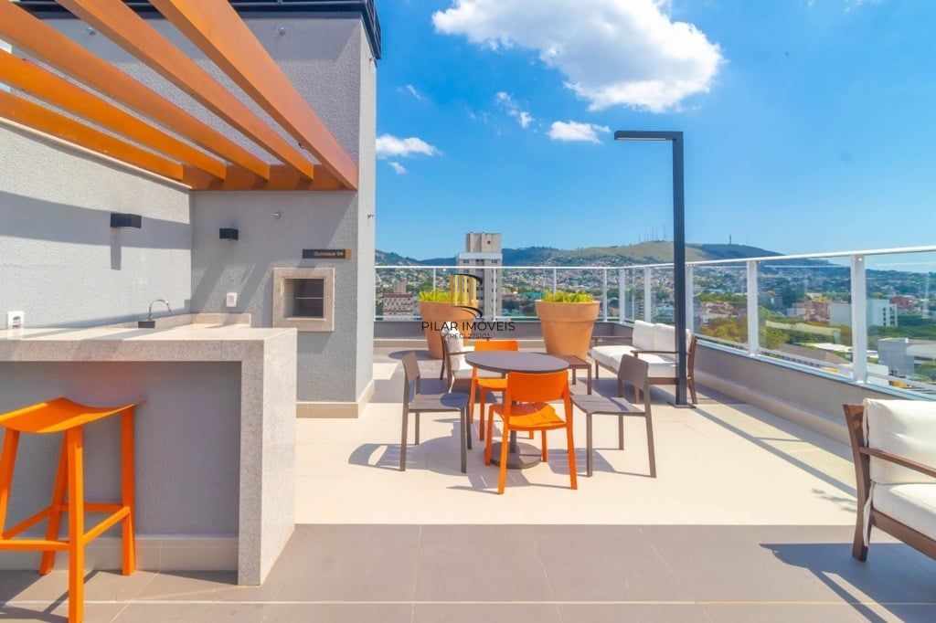 Apartamento no Partenon de 1 dormitório e vaga DESOCUPADO