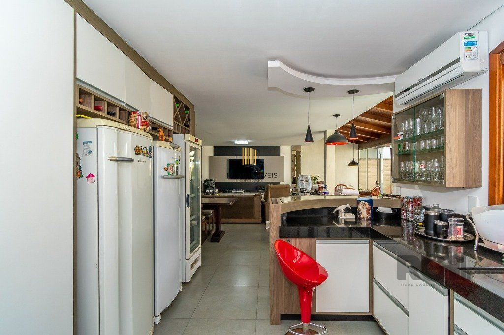 Casa 4 Dormitório(s) Bairro Jardim Planalto