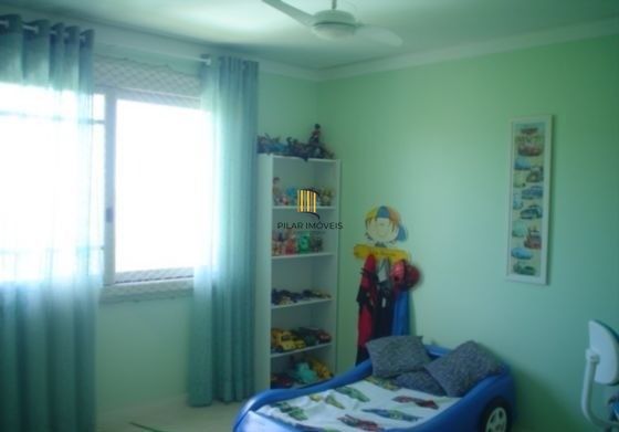 Casa sobrado no bairro Jardim Sabará de 3 dormitórios e 4 vagas