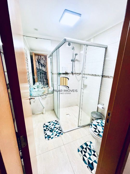 Apartamento no Porto Cruzeiro de 2 dormitórios vaga e infra