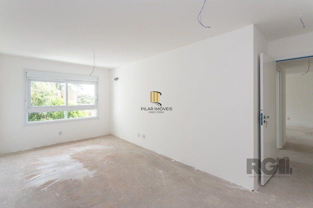 Apartamento de 2 dormitórios e 2 vagas NOVO desocupado