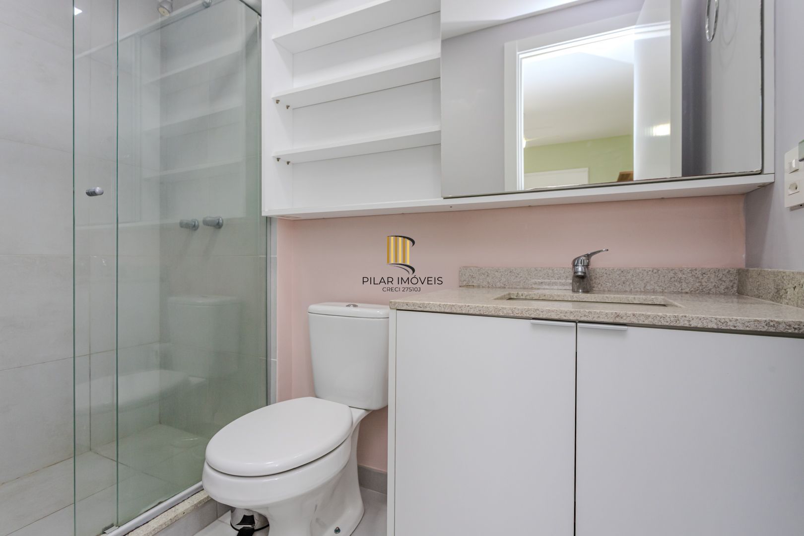 Apartamento no Jardim Lindóia de 2 dormitórios vaga e infra