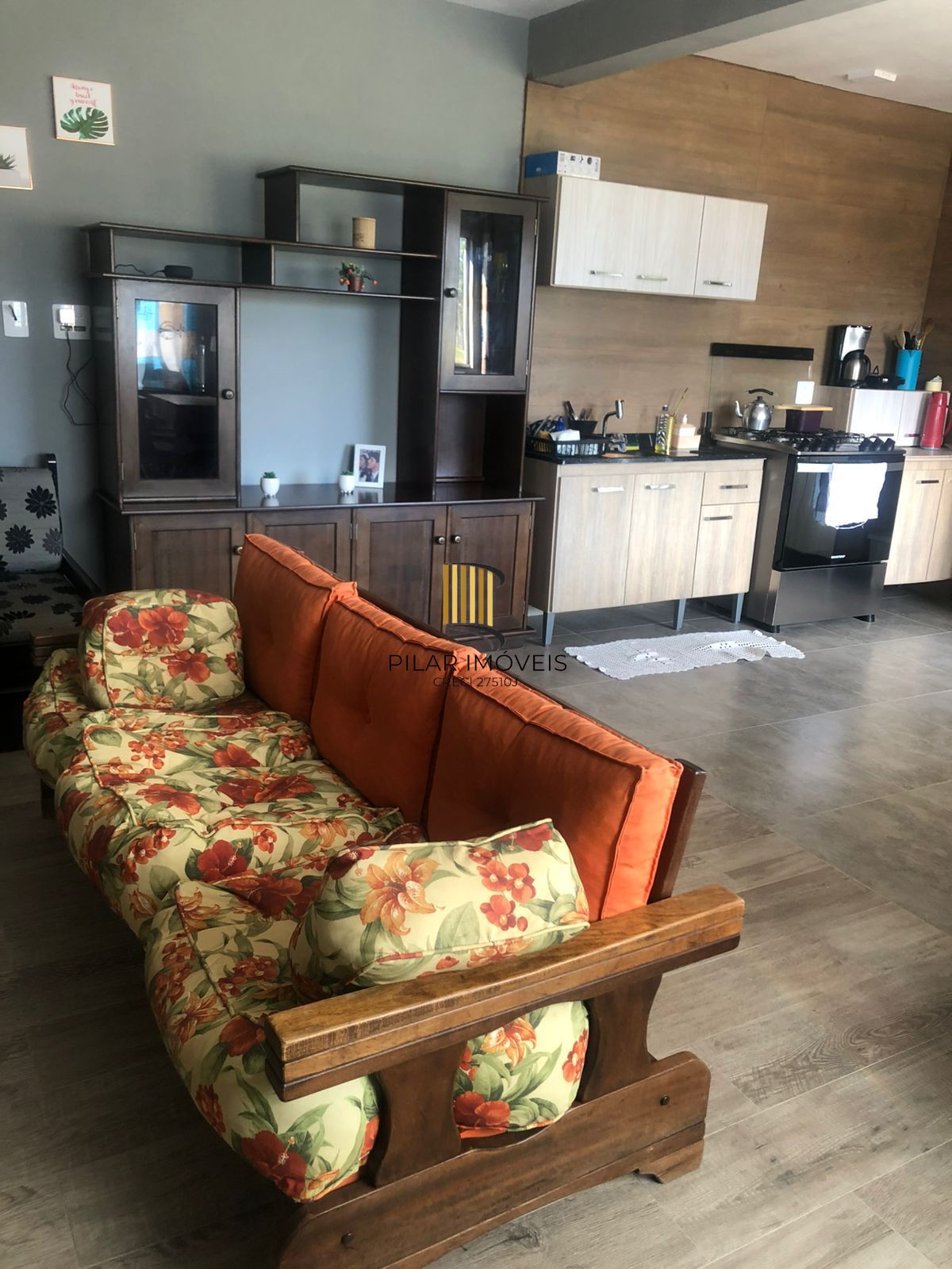 Casa 2 dormitórios no bairro Village