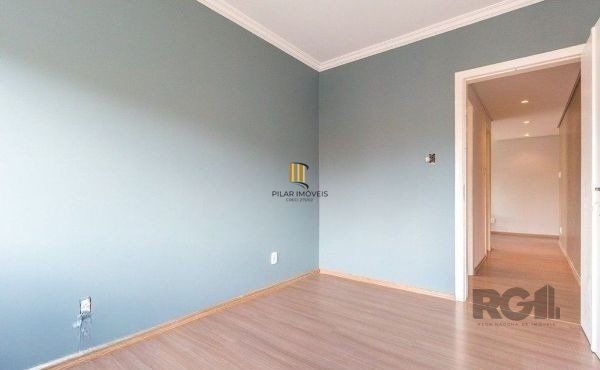 Apartamento de 2 dormitórios e vaga Desocupado