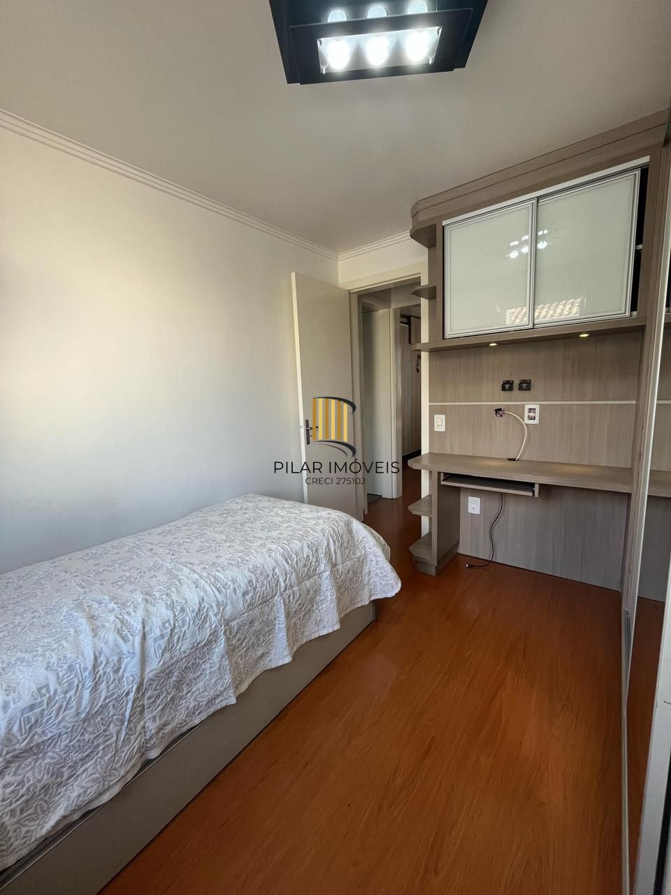 Casa em Condomínio fechado no Humaitá de 3 dormitórios 2 vagas e infra