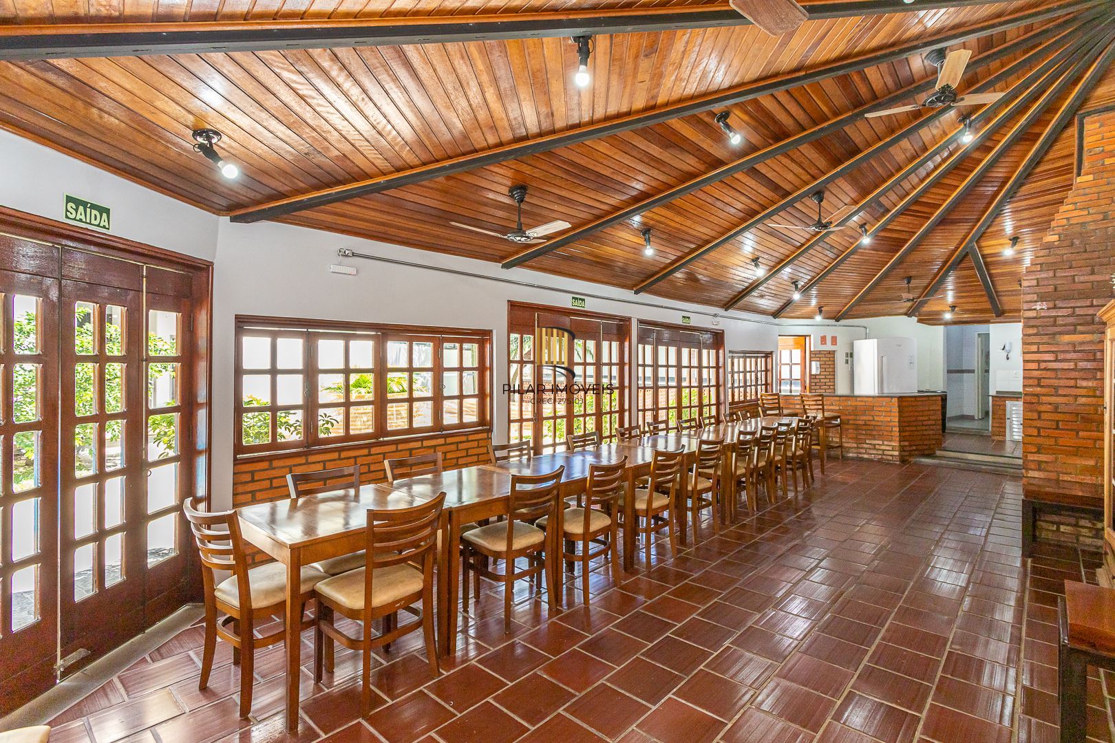 Apartamento no Moinhos de Vento de 3 dormitórios vaga e infra DESOCUPADO