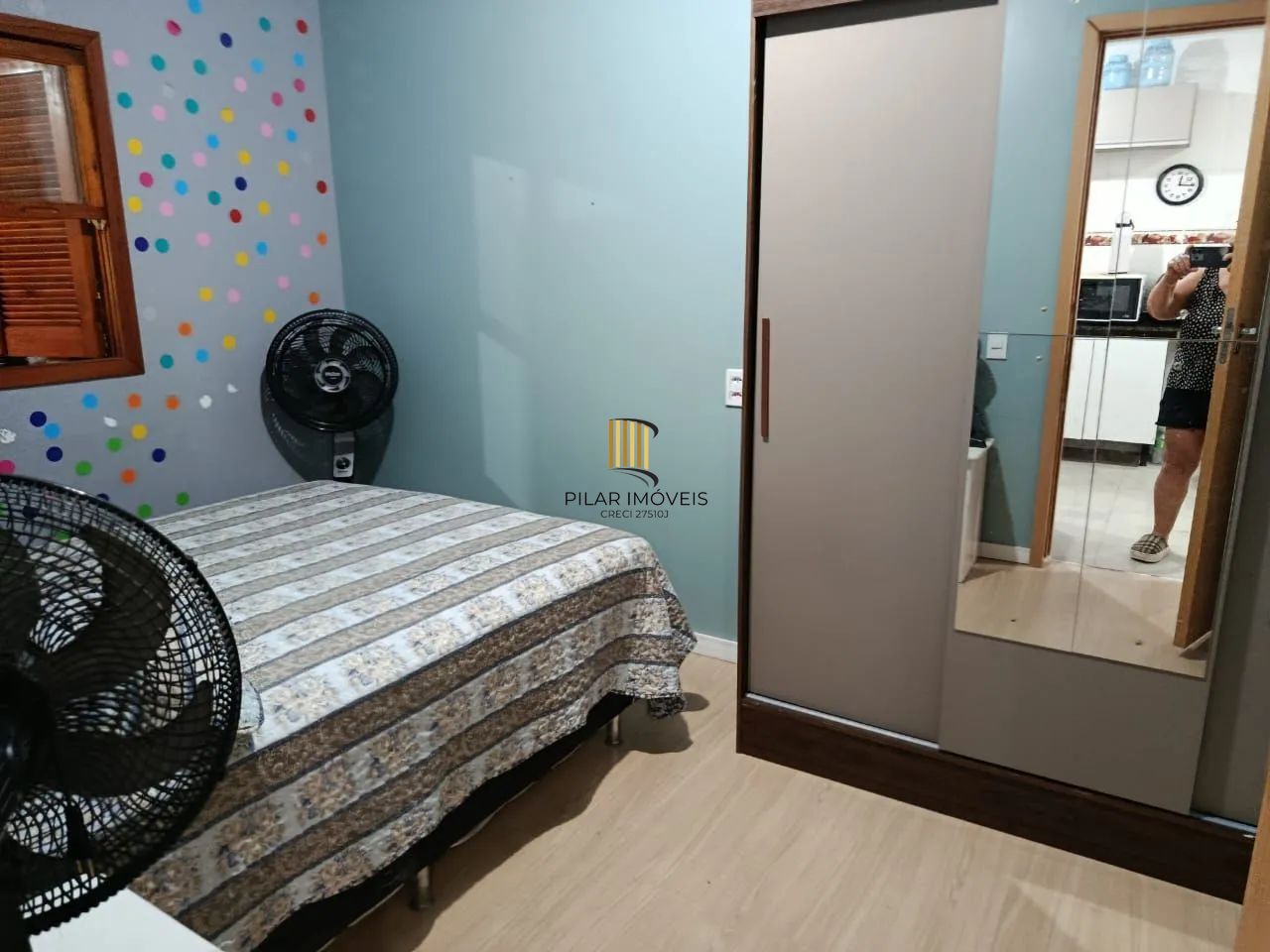 Casa 2 dormitórios no bairro Mário Quintana