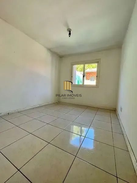 Casa 3 dormitórios no bairro Jardim Algarve