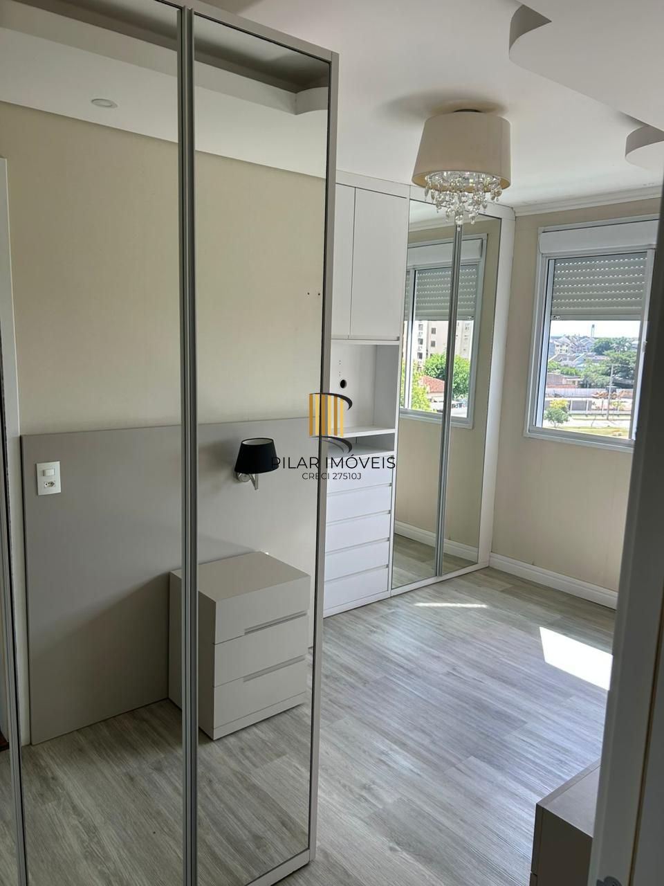 Apartamento no Sarandi de 3 dormitórios e 2 vagas