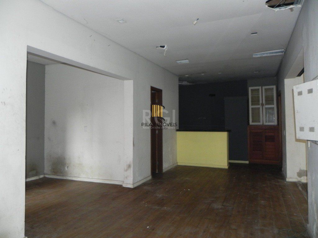 Casa Comercial para Venda - 220m², 0 dormitórios, Menino Deus