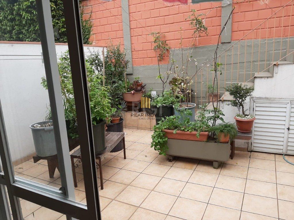 Casa Condominio para Venda - 129.58m², 3 dormitórios, sendo 1 suites, 4 vagas - Cavalhada