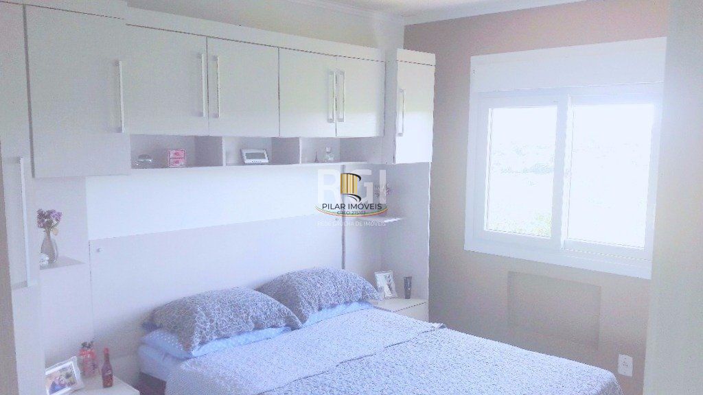 Apartamento para Venda - 48m², 2 dormitórios, 1 vaga - Restinga