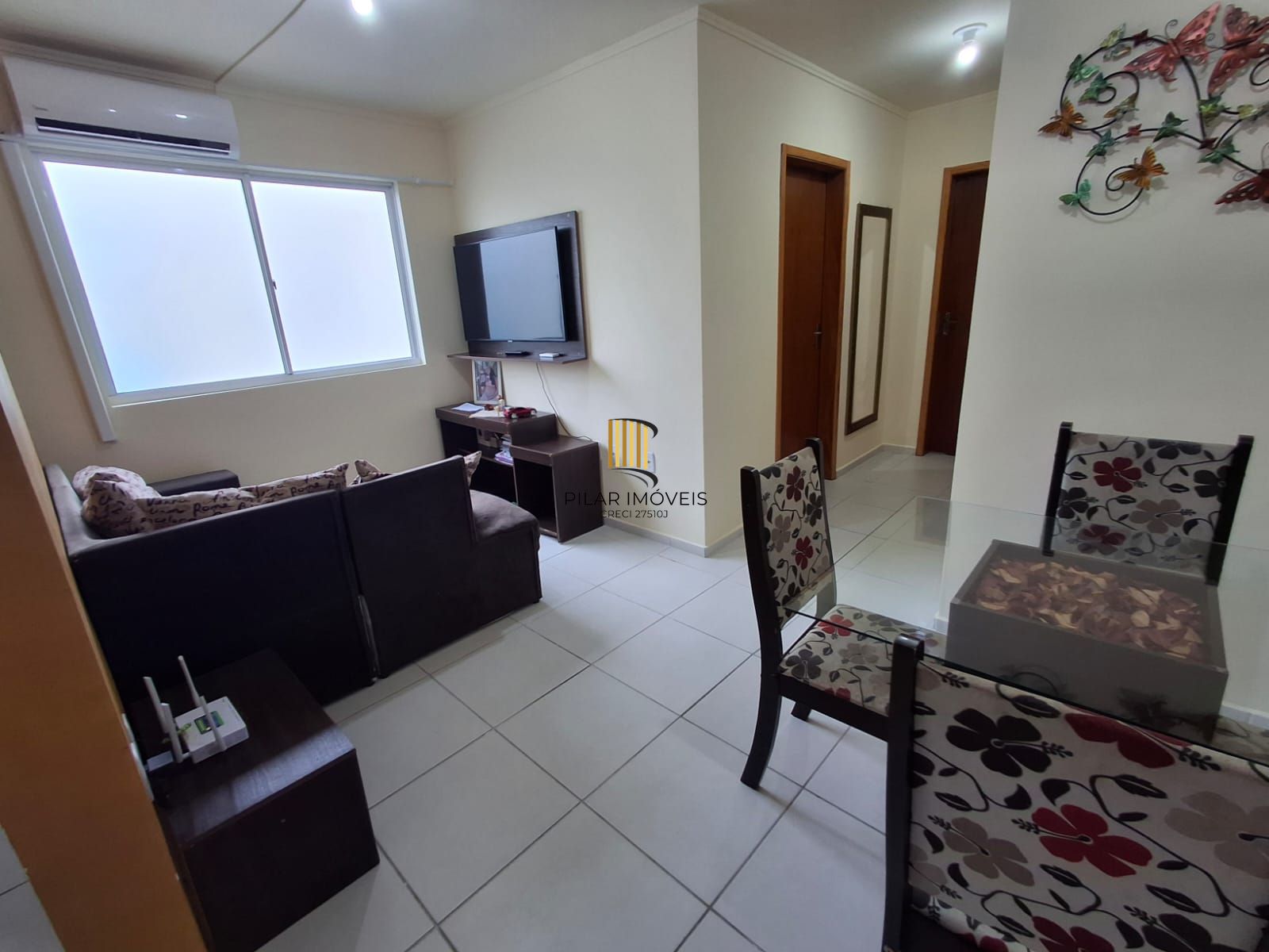 Apartamento 02 dormit com vaga fixa, no bairro Chapéu do Sol, em Porto Alegre