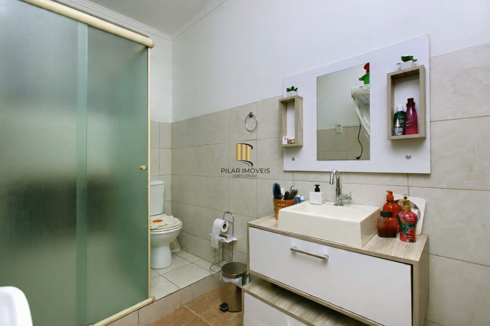 Apartamento térreo no Centro de 2 dormitórios