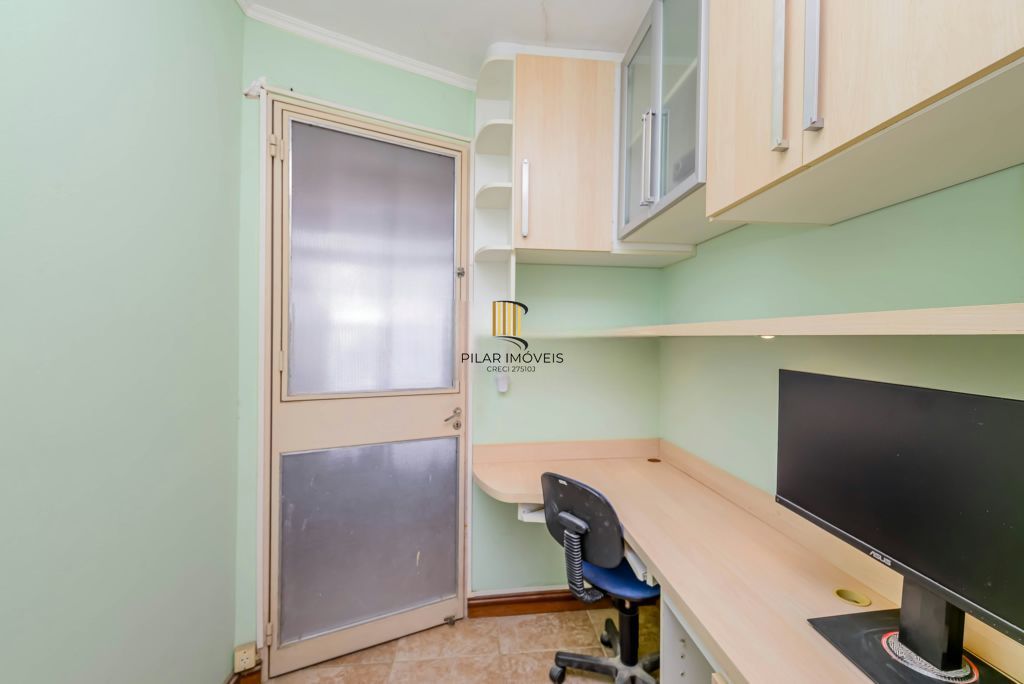 Apartamento 2 dorms, altar alto, 1 vaga de garagem coberta, à venda Rua Catumbi, Medianeira - Porto Alegre