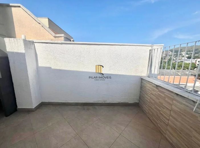 Cobertura no Partenon de 3 dormitórios vaga e terraço