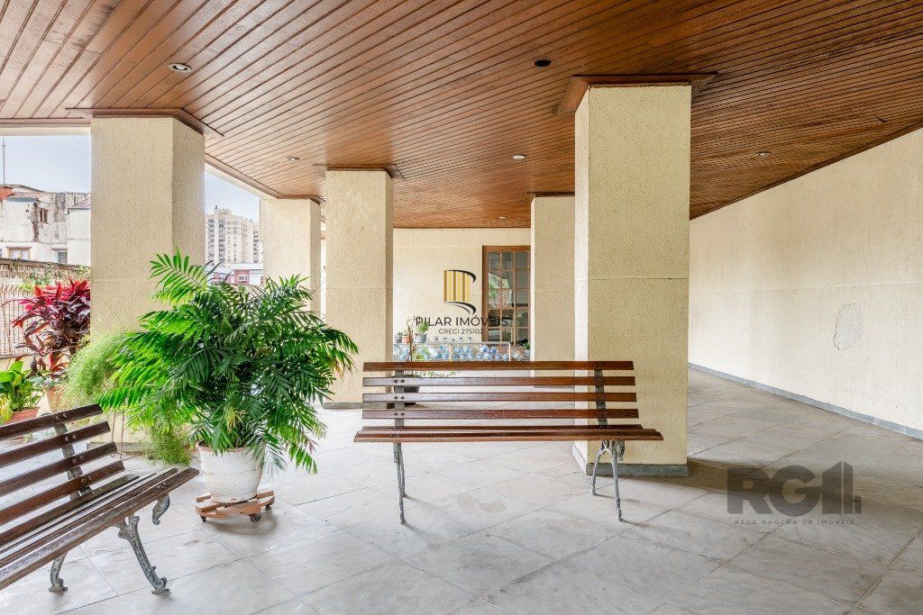 Cobertura no Cristo Redentor de 4 dormitórios e vaga DESOCUPADA