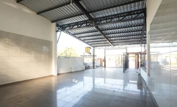 Prédio comercial no bairro Vila Jardim com 550m²