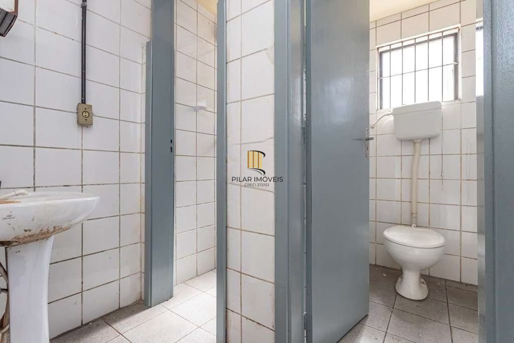 Galpão 2 dormitórios no bairro Navegantes