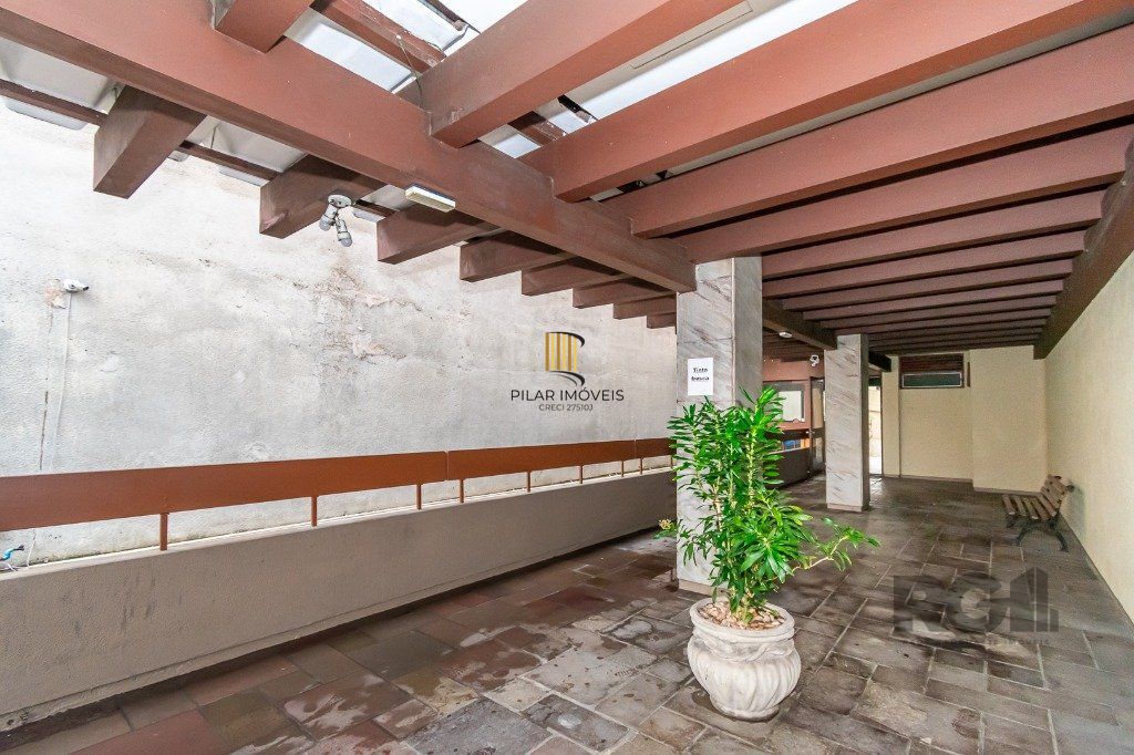 Apartamento de 1 dormitório no bairro Farroupilha mobiliado