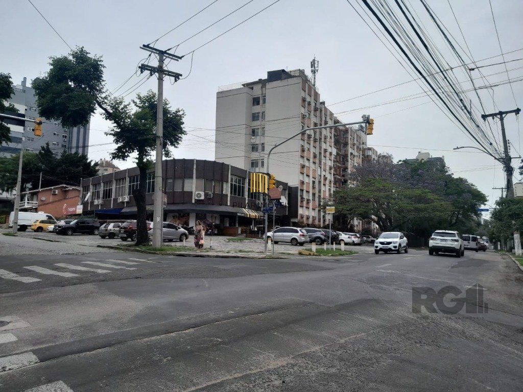 Apartamento no bairro Boa Vista de 3 dormitórios e 2 vagas