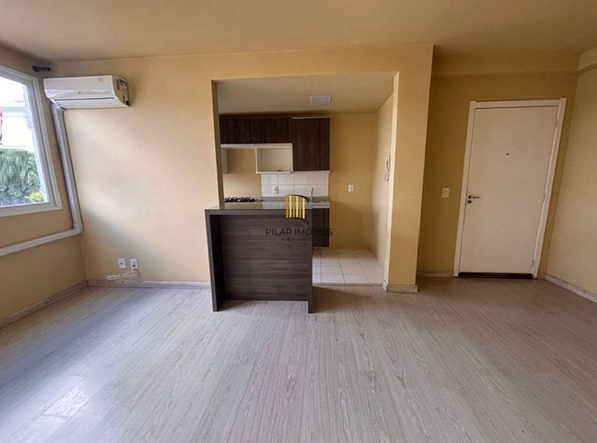 Apartamento no bairro Cristal de 3 dormitórios vaga e infra DESOCUPADO